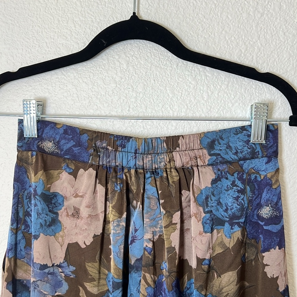 Elliatt SET Erin Pants and Erin Blouse in multicolor floral size Small - Picture 9 of 10
